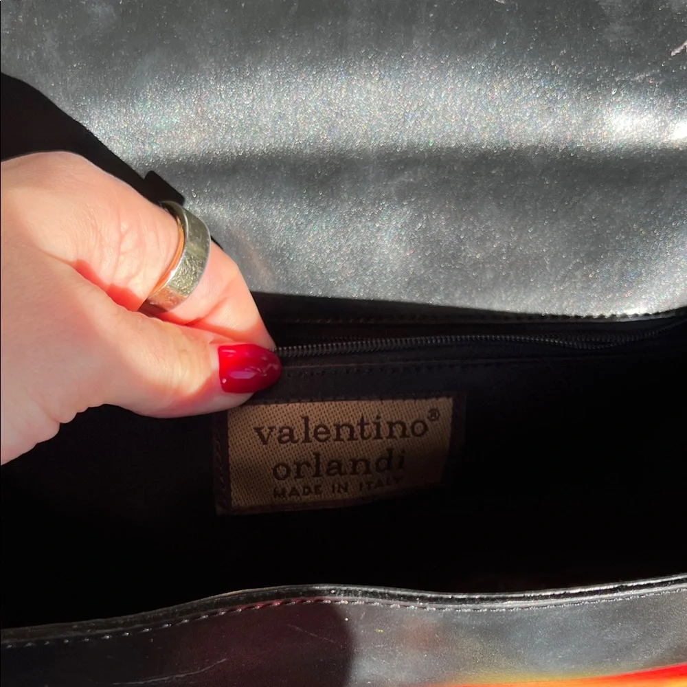 Valentino Orlandi Black and Red Marilyn Monroe Satchel - Picture 5 of 6
